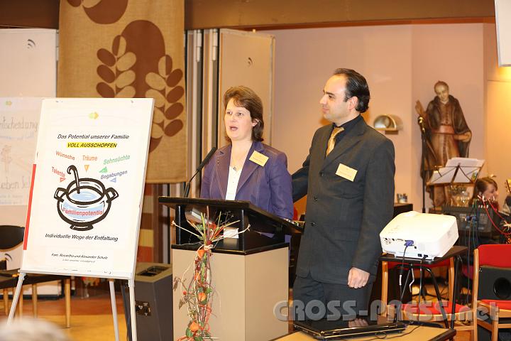 2012.11.18_15.24.11.jpg - Roswitha und Axel Schulz möchten Wege zeigen, wie wir unsere Berufung erkennen können: "Das Potential unserer Familie voll ausschöpfen - Individuelle Wege der Entfaltung".