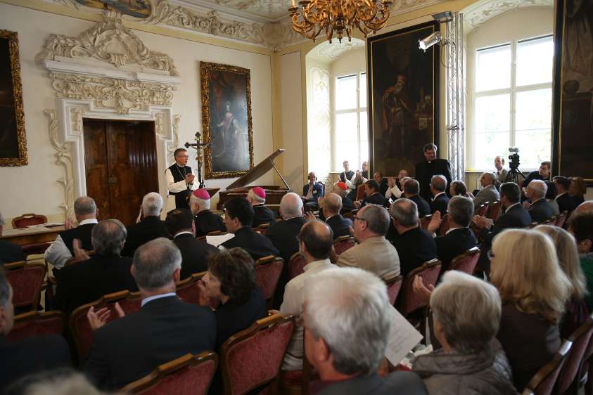 GrundSteinLegung HochSchul-AusBau