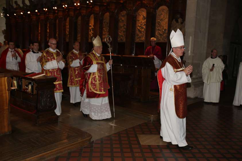 GrundSteinLegung für den HochSchul-AusBau