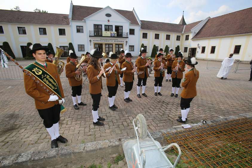 GrundSteinLegung HochSchul-AusBau