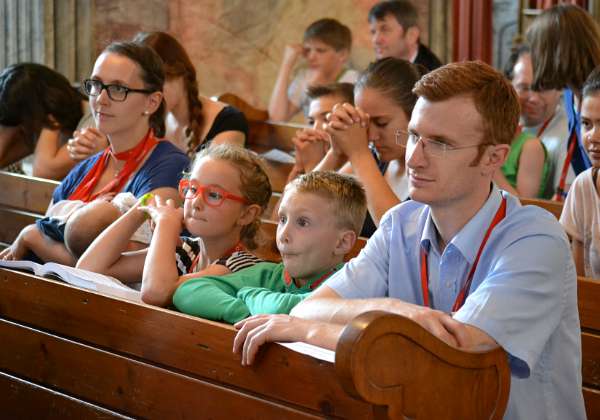 Hl .Messe mit Pater .Luc Emmerich