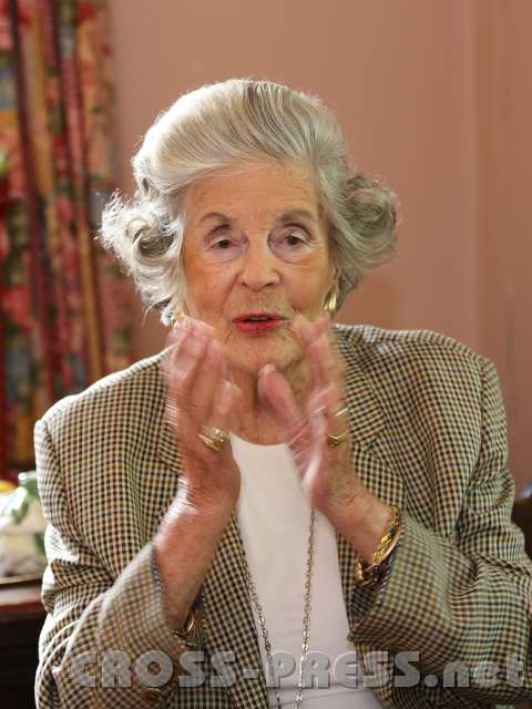 2014.09.16_11.39.55.jpg - Fürstin Marianne zu Sayn-Wittgenstein