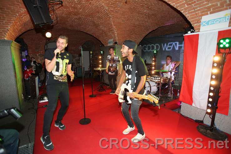 2015.01.23_22.09.21.JPG - "Good Weather Forecast"