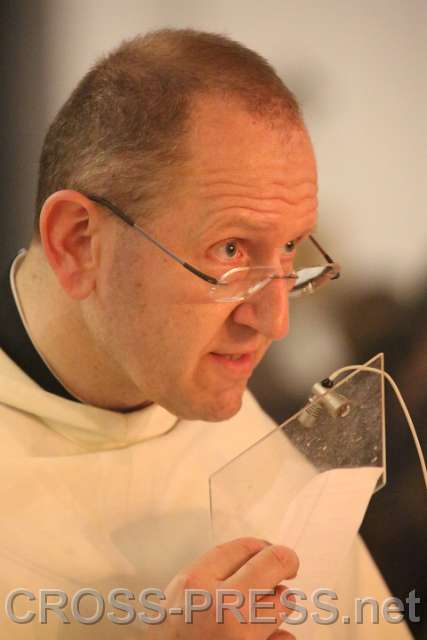 2015.03.06_21.43.12.JPG - Anbetung