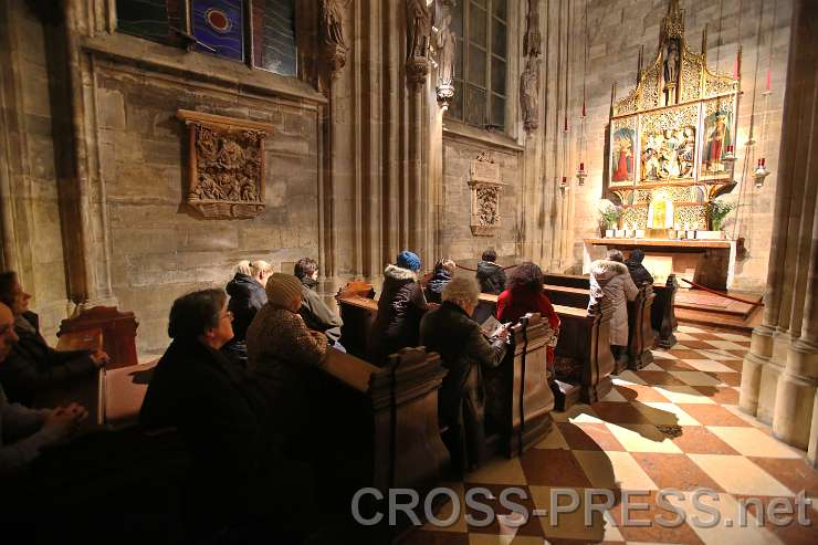 2015.03.07_19.04.19.JPG - Anbetung