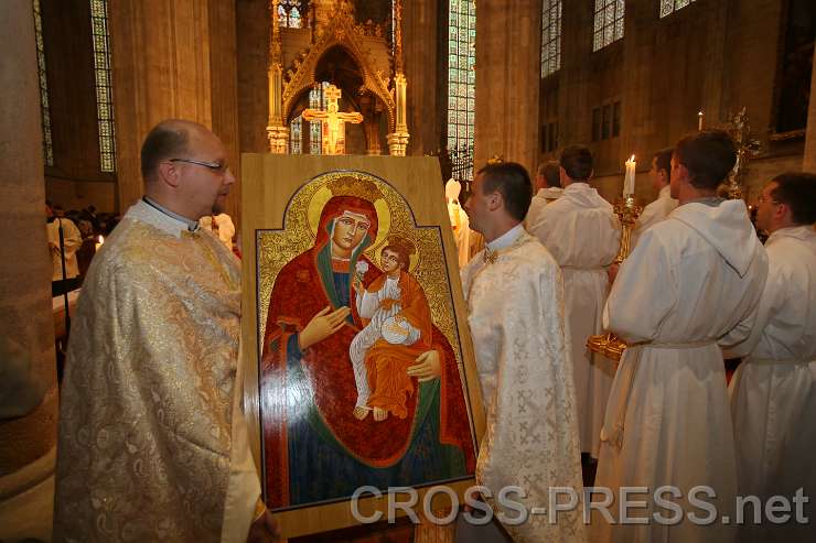 2015.04.30_16.43.09.JPG - Mutter Gottes Ikone, ein geschenk aus Ukraine.