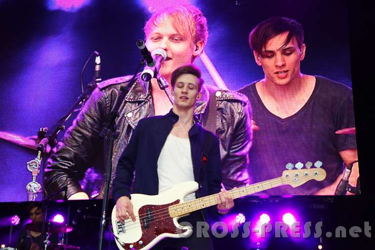 2015.05.25_19.05.36.JPG - Band "Solar Jet"