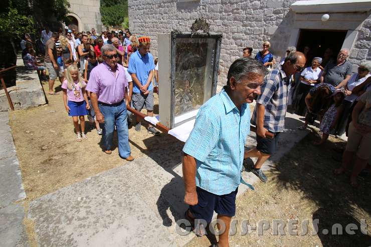 2015.08.02_12.08.04.jpg - procesija