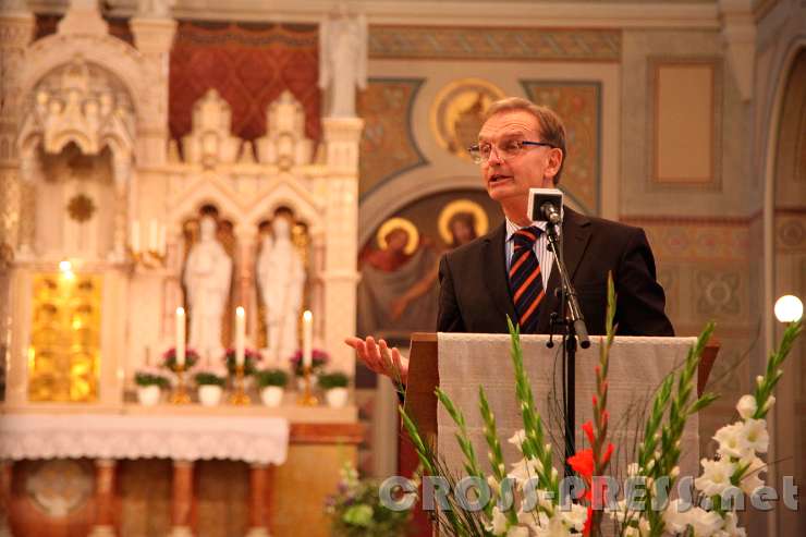 2015.11.21_11.42.52.jpg - Lukas Bonelli