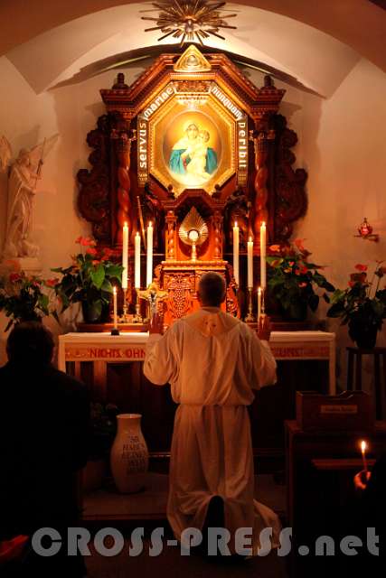 2015.11.21_17.33.40.jpg - Andacht mit Anbetung