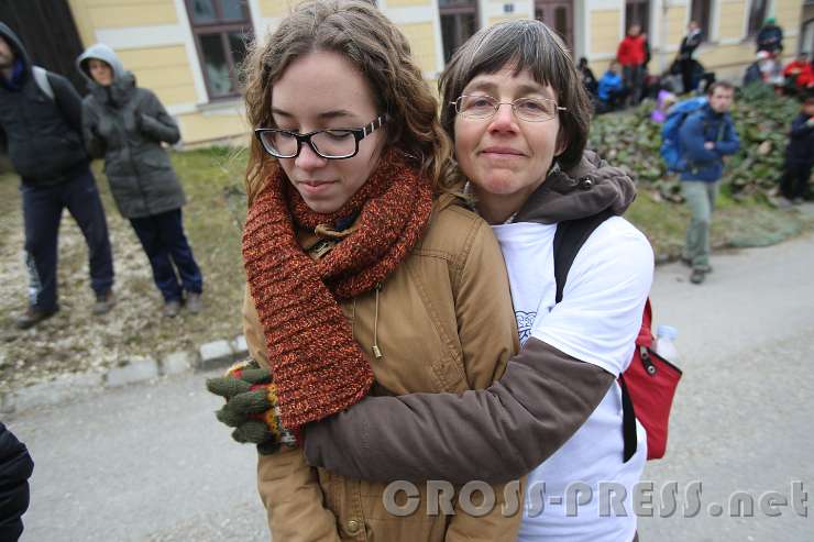 2016.03.12_15.17.09.jpg - Mutterliebe !  :)