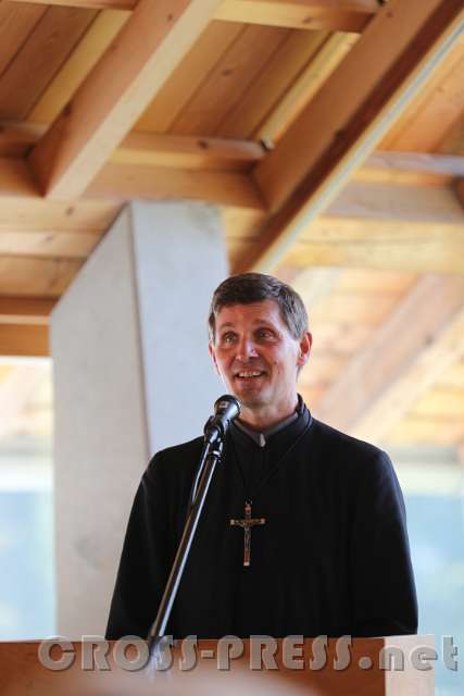 2016.09.10_09.36.57_74.JPG - Br. Alois Hüger begrüßt die Gäste.