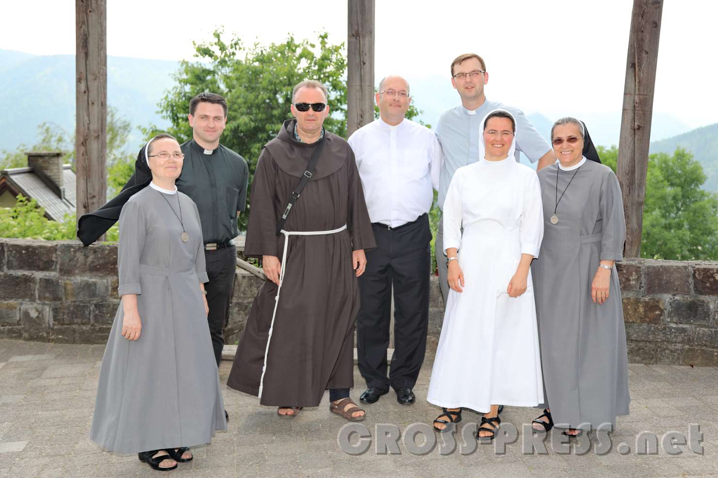 2017.06.24_15.32.27.jpg - Die Geistlichen