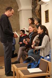 Eröffnung des Radio Maria Studios in Innsbruck Albert als freundlicher Notenständer. :)