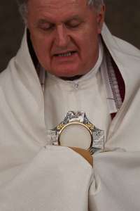 Eröffnung des Radio Maria Studios in Innsbruck Abt Raimund Schreier