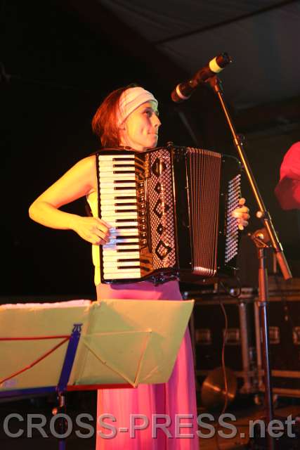 2014.09.05_20.54.11.jpg - "Das Großmütterchen Hatz"