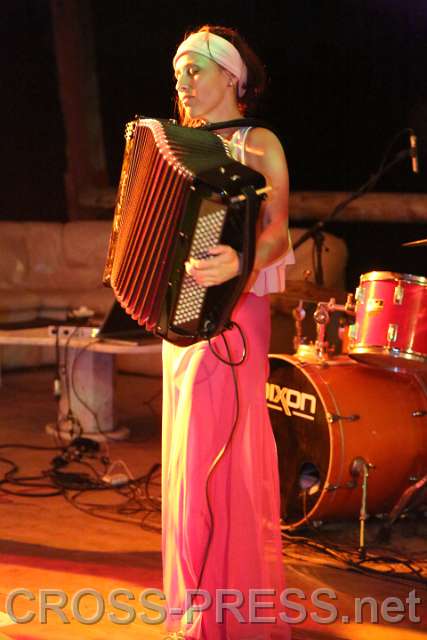 2014.09.05_20.57.21.jpg - "Das Großmütterchen Hatz"