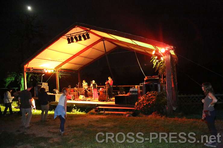 2014.09.05_21.39.45.jpg - "Das Großmütterchen Hatz"