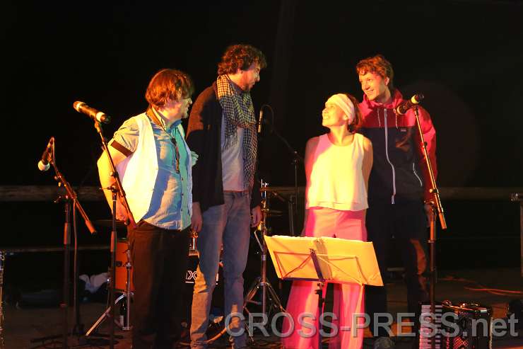 2014.09.05_22.06.30.jpg - "Das Großmütterchen Hatz"