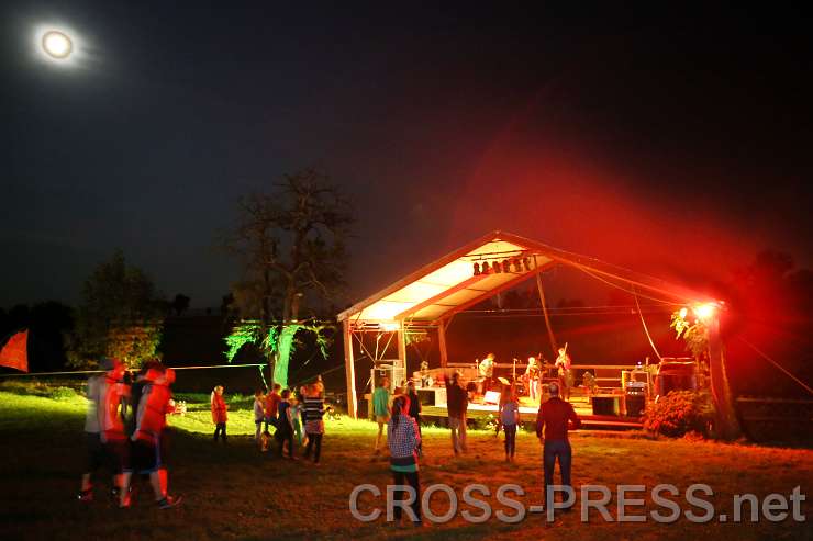 2014.09.05_21.12.13.jpg - "Das Großmütterchen Hatz"