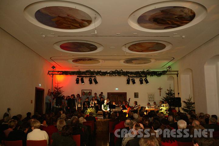 2007-12-16_18.47.12.JPG - Advent im Auferstehungssaal. :)