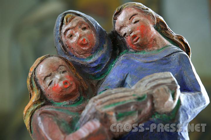 2008.06.08_12.27.35.JPG - Drei Engel als Krippenfiguren.