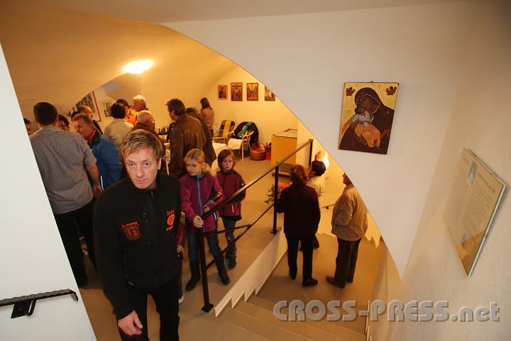 2012.10.13_17.46.06.jpg - Erstes Kellergeschoß - und Teil des zweiten (rechts)...