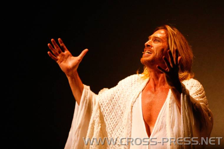 05.07.20_061 Jesus in Gethsemane hadert mit Vater.