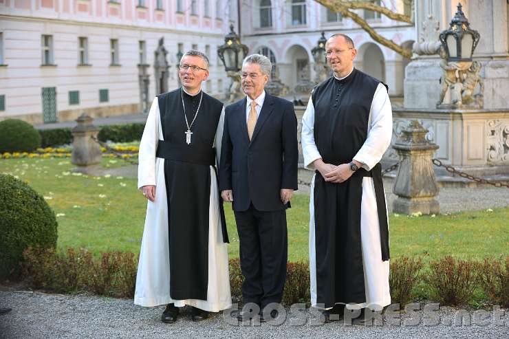 2014.03.27_08.24.48.jpg - Abt Maximilian Heim, Bundespräsident Heinz Fischer, Rektor P.Karl Wallner