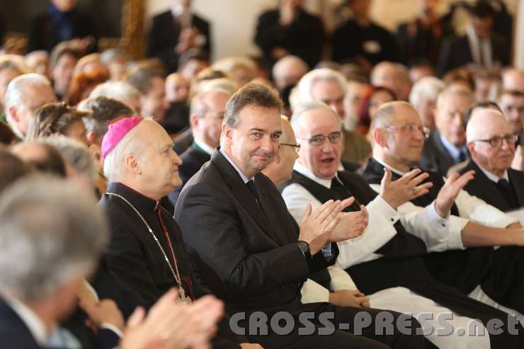 2014.03.27_09.27.00_01.jpg - Karl von Habsburg