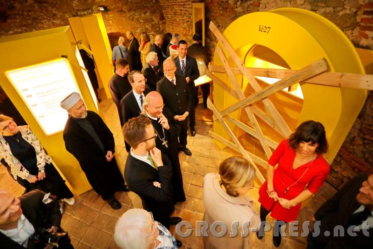 2017.04.07_15.39.31.jpg - 1574 Eröffnung - 1627 Schließung der "Hohen Schule" zu Loosdorf, die in ihrer Blütezeit bis zu 150 Schüler zählte. Diese kamen nicht nur aus den umliegenden Schlössern, sondern auch aus Loosdorf selbst, aus St. Pölten, Krems, OÖ und sogar aus der Slowakei.