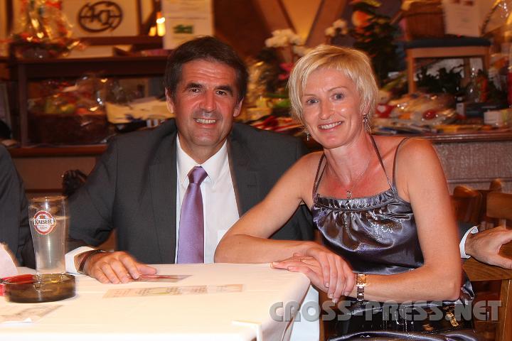 2009.09.26_21.51.55.jpg - Franz und Margit Fischl.