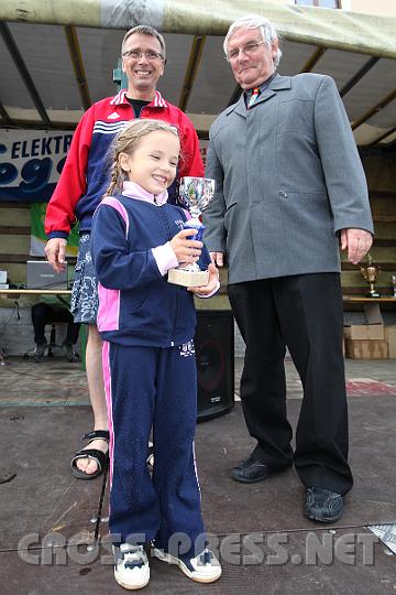 2009.06.20_19.27.10.jpg - "Mein erster Pokal !"  :)))