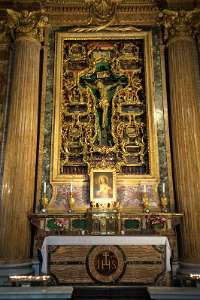 1. kroatische Votiv-Radwallfahrt nach Rom Reliquienaltar