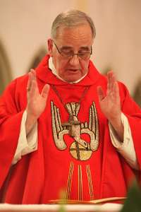 ITI - Eröffnung in Trumau mit Kardinal Schönborn Abt Gregor Henckel Donnersmarck