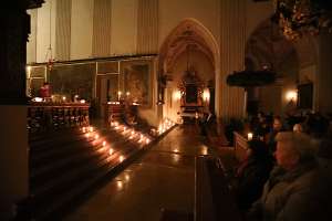 Rorate-Messe in der Stiftskirche Seitensttetten